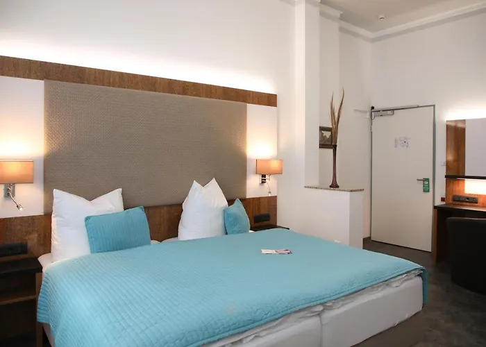 Zur Kulturweberei 3* Finsterwalde