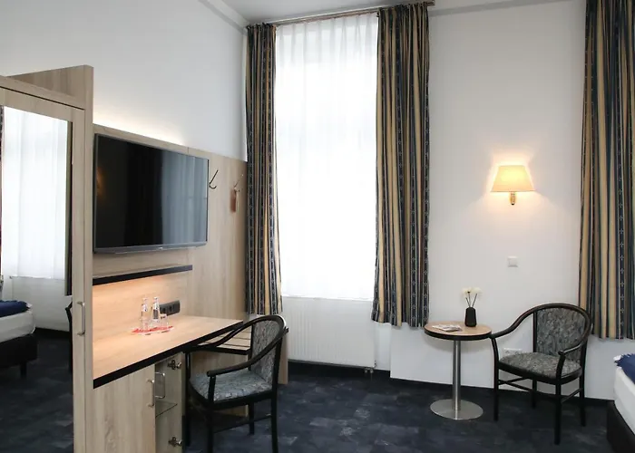 Zur Kulturweberei 3* Finsterwalde